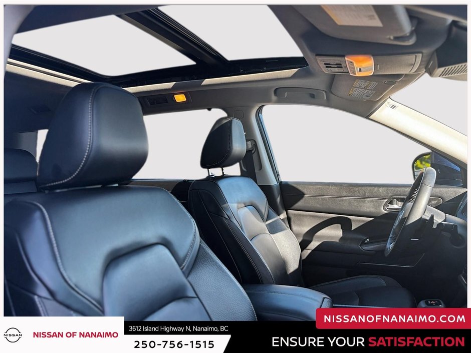 2023 Nissan Pathfinder SL-29