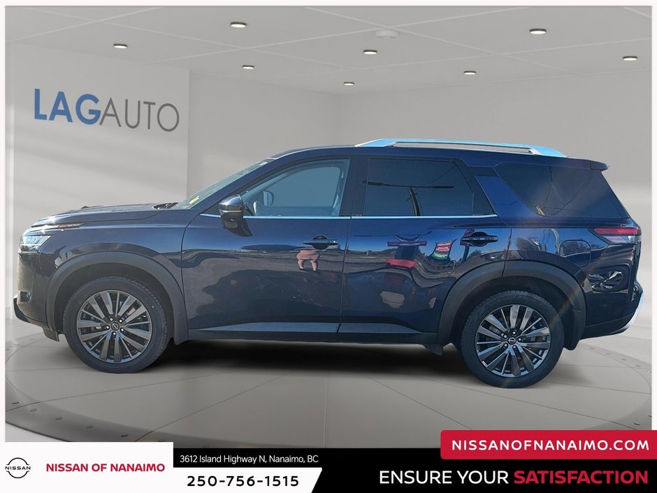 2023 Nissan Pathfinder SL-7