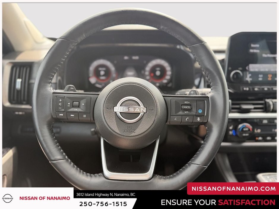 2023 Nissan Pathfinder Platinum-22