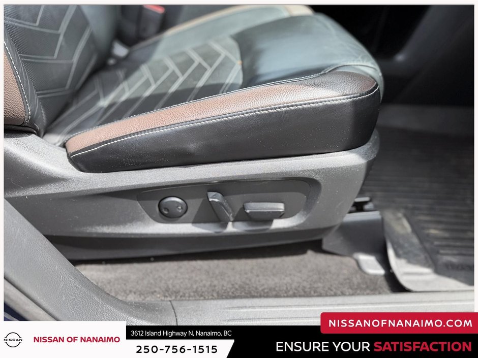 2023 Nissan Pathfinder Platinum-13