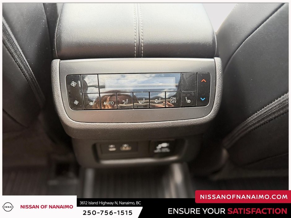 2023 Nissan Pathfinder Platinum-42