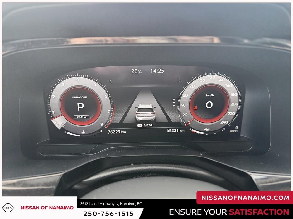 2023 Nissan Pathfinder Platinum-23