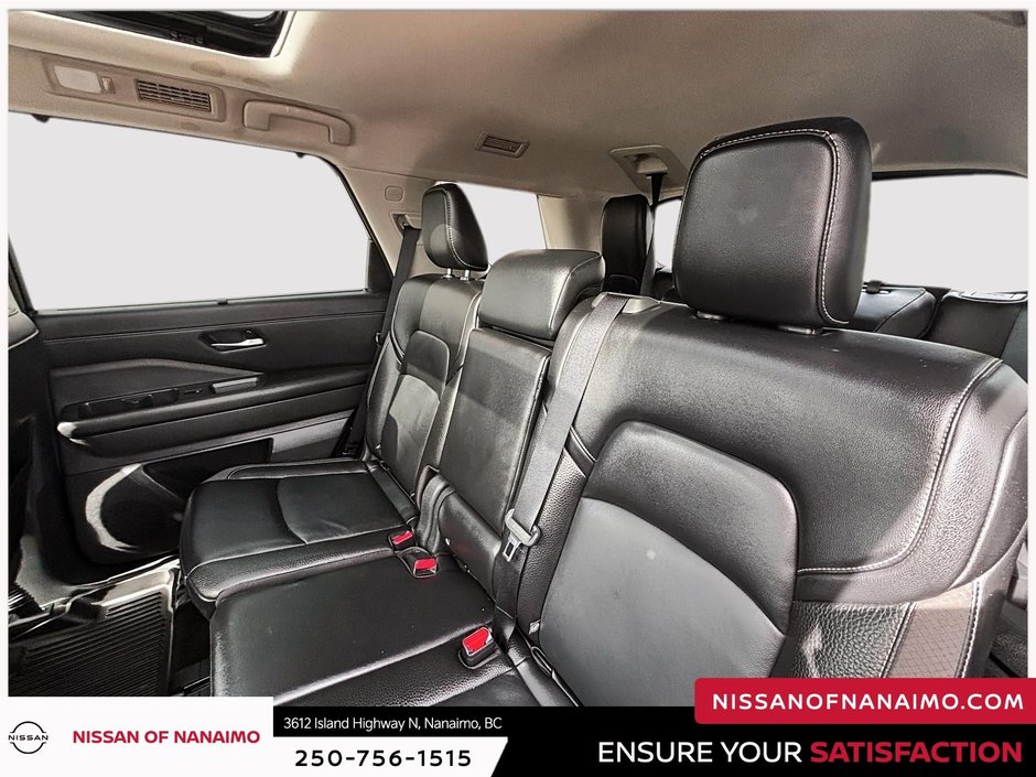 2024 Nissan Pathfinder SL-33