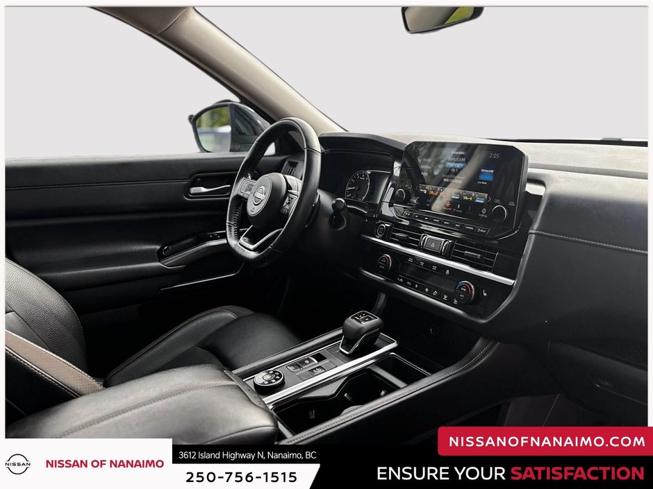 2024 Nissan Pathfinder SL-15