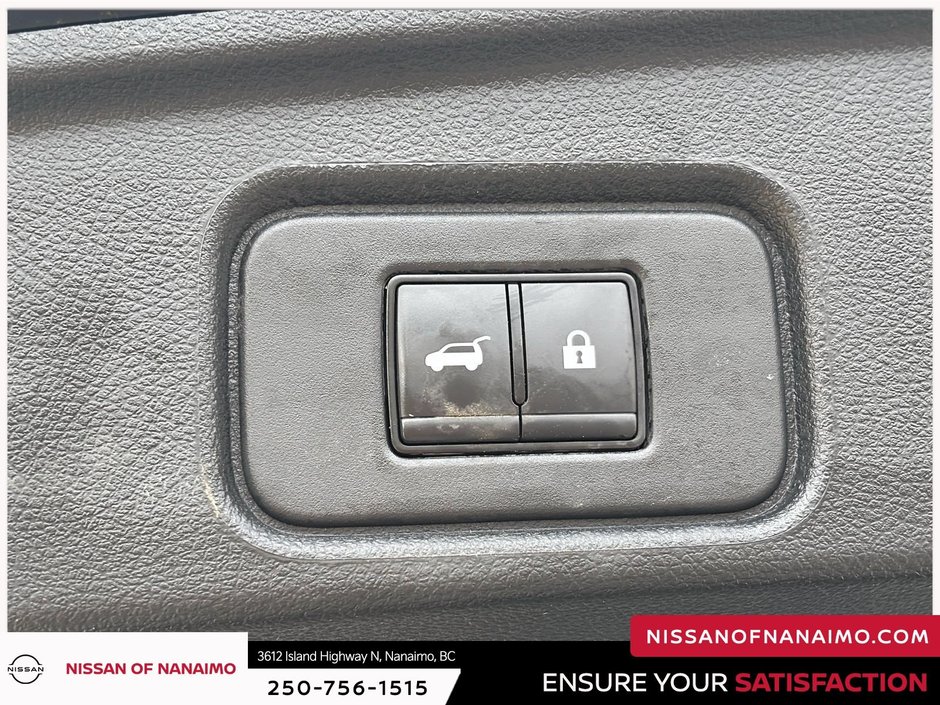 2024 Nissan Pathfinder SL-32