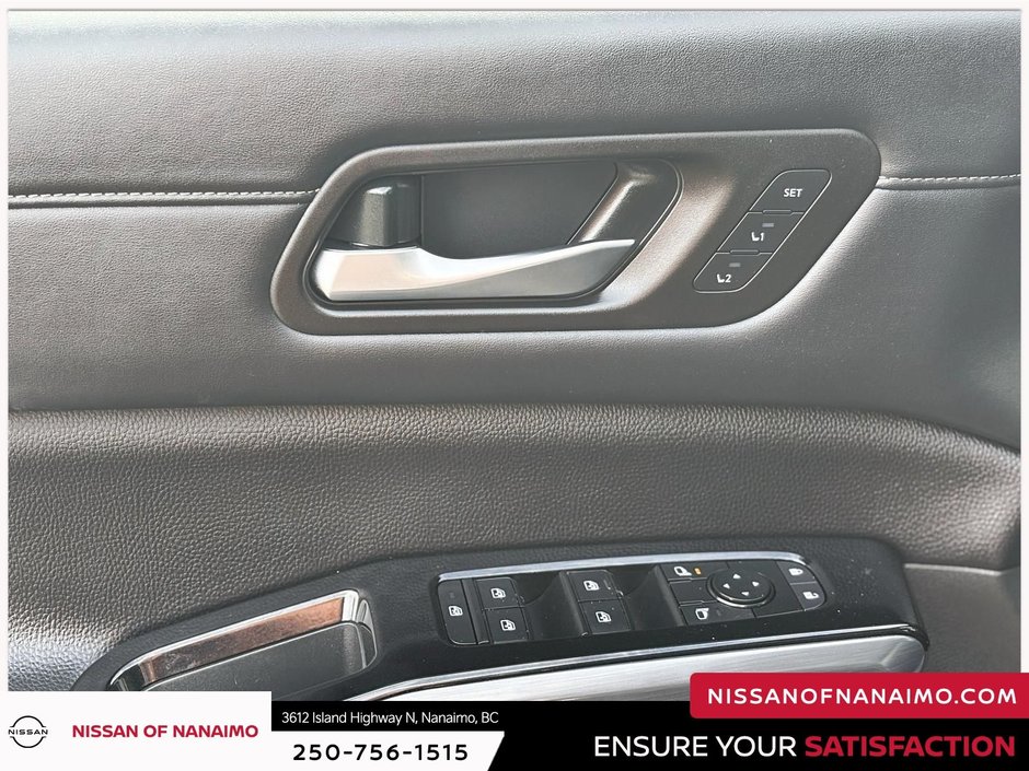 2024 Nissan Pathfinder SL-21