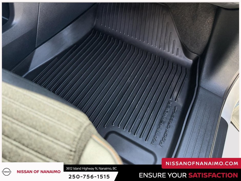 2024 Nissan Pathfinder Rock Creek-28