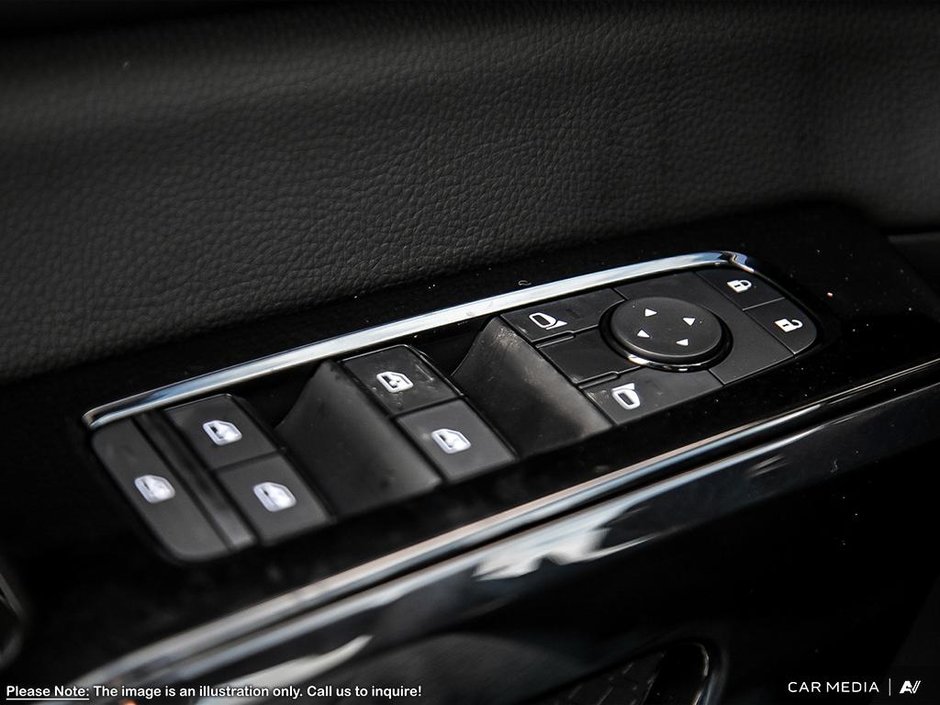 2025 Nissan Pathfinder S-15