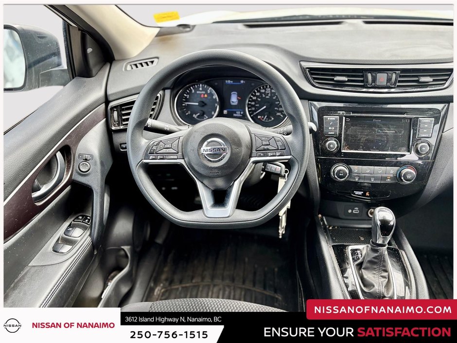 2022 Nissan Qashqai S-17