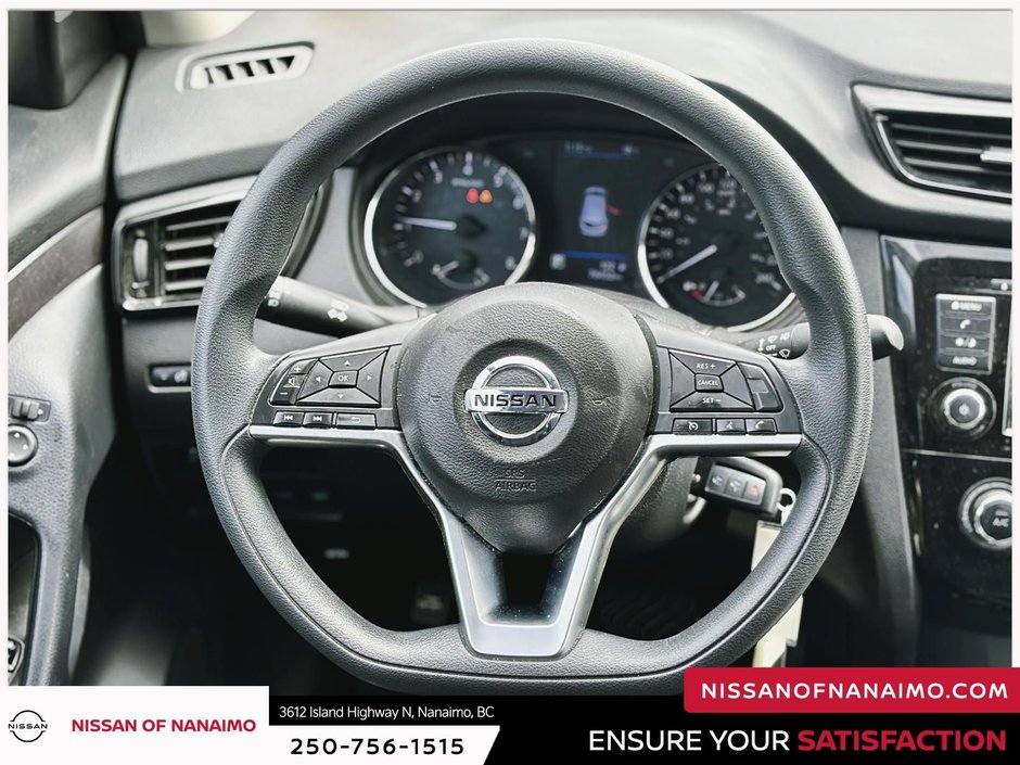 2022 Nissan Qashqai S-18