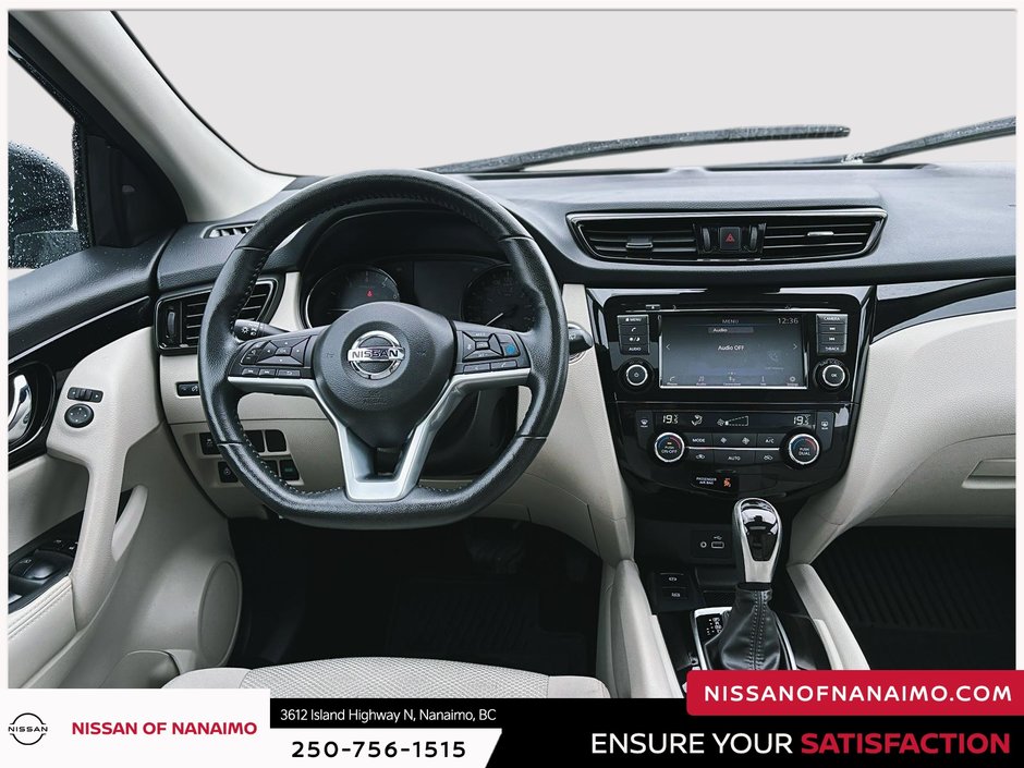 2023 Nissan Qashqai SV-14