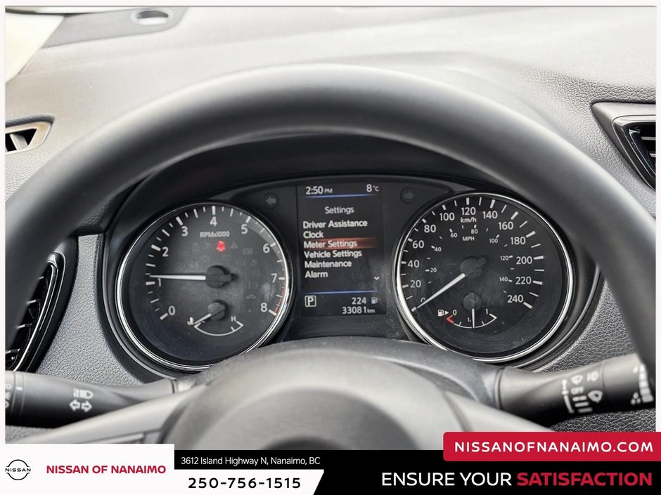 2023 Nissan Qashqai S-16