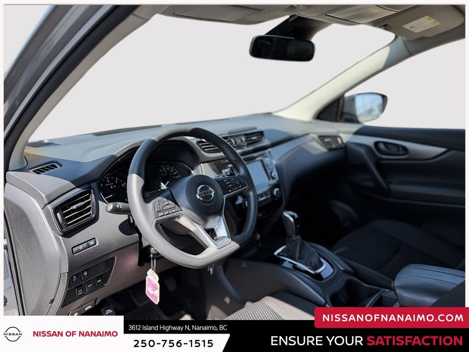 2023 Nissan Qashqai S-14