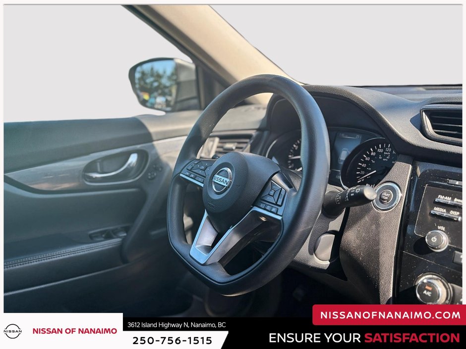 2017 Nissan Rogue SV-35