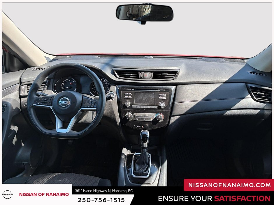 2017 Nissan Rogue SV-15