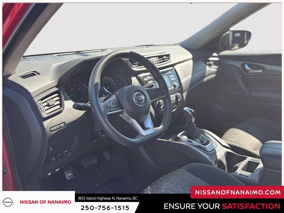 2017 Nissan Rogue SV-37
