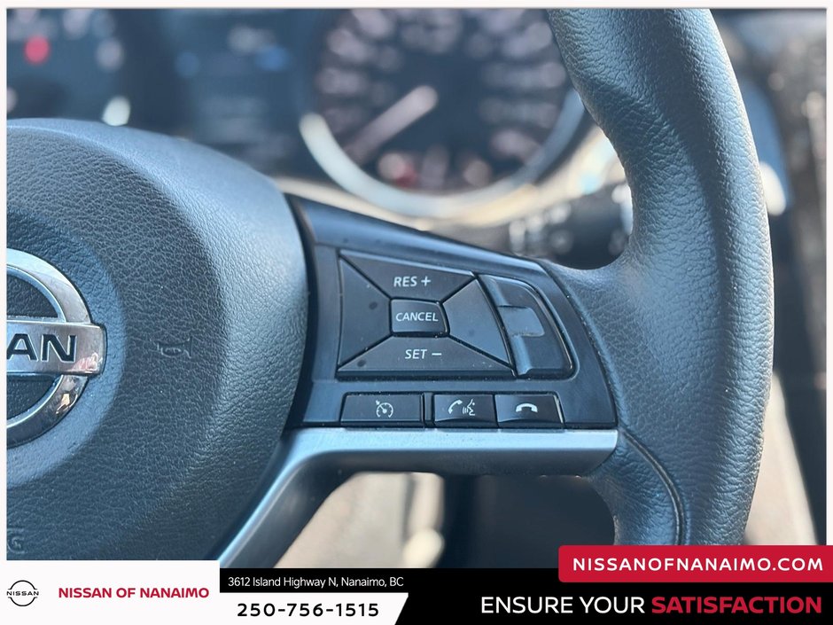 2017 Nissan Rogue SV-20