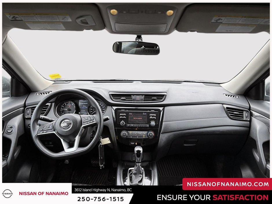 2017 Nissan Rogue S-7