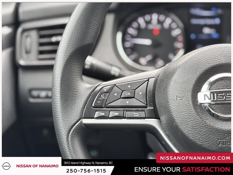 2017 Nissan Rogue S-15