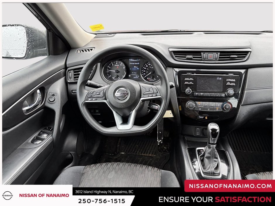 2017 Nissan Rogue S-10