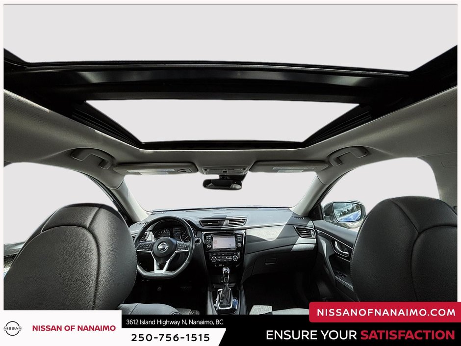 2017 Nissan Rogue SL-26