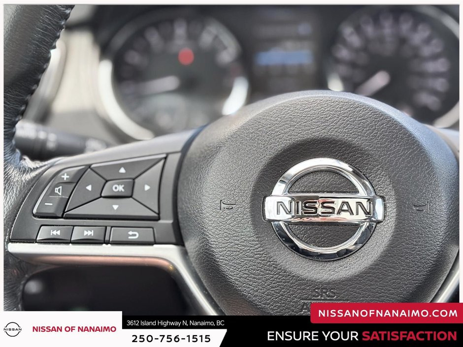 2017 Nissan Rogue SL-15