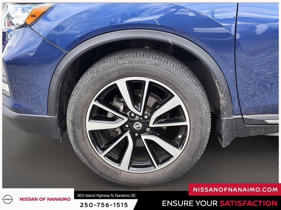 2017 Nissan Rogue SL-38