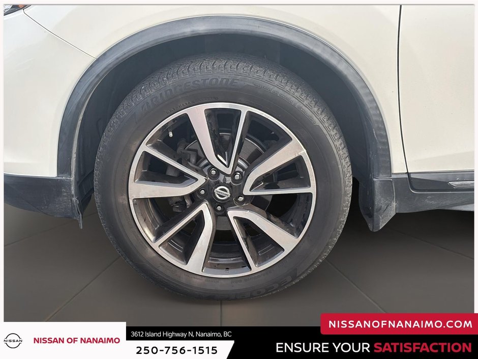 2018 Nissan Rogue SL-38