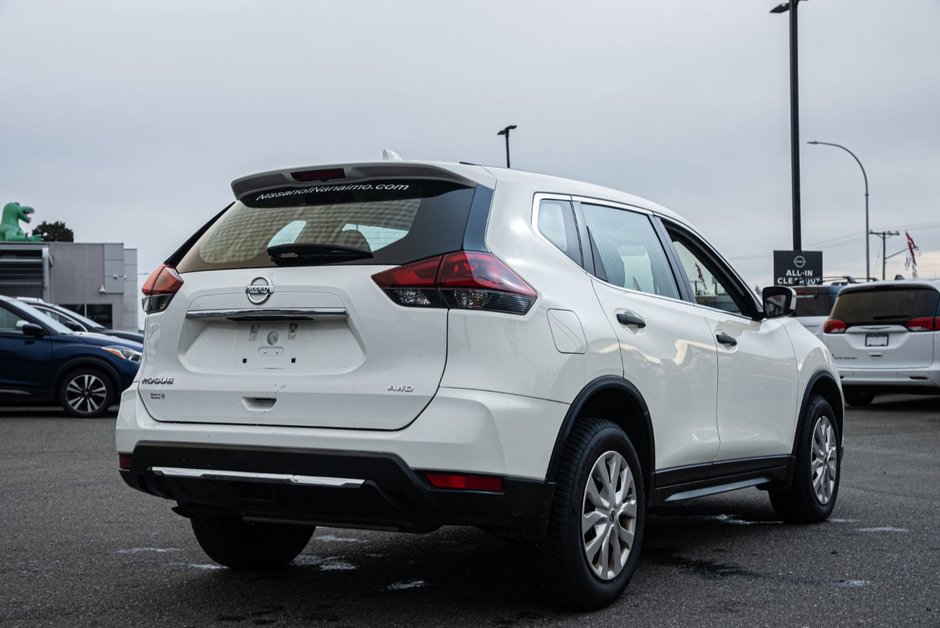 2019 Nissan Rogue S-6