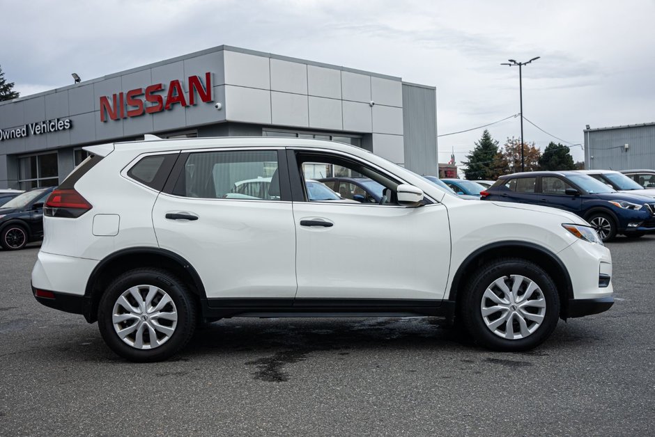 2019 Nissan Rogue S-7