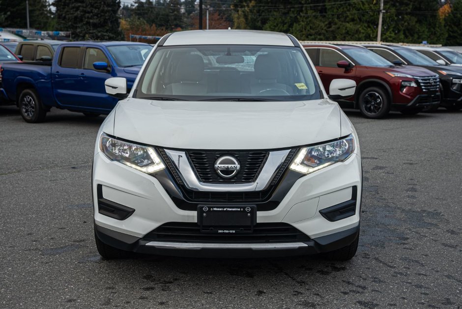 2019 Nissan Rogue S-1