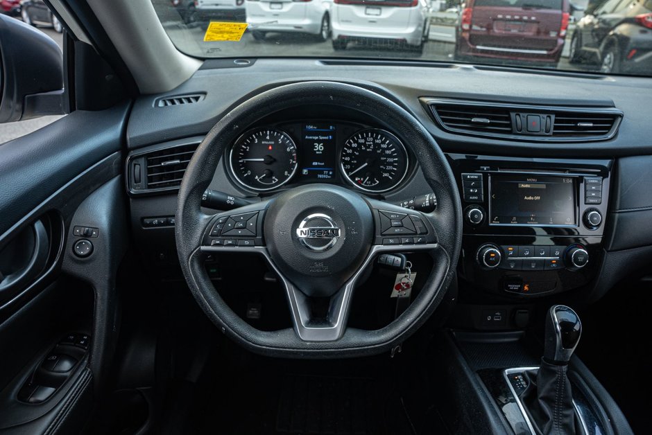 2019 Nissan Rogue S-14