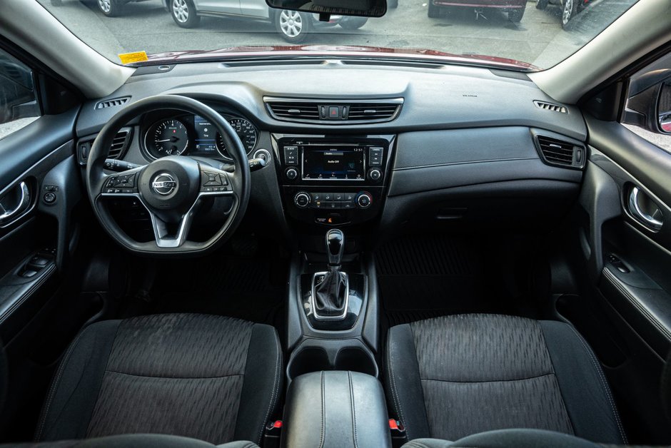 2019 Nissan Rogue SV-10