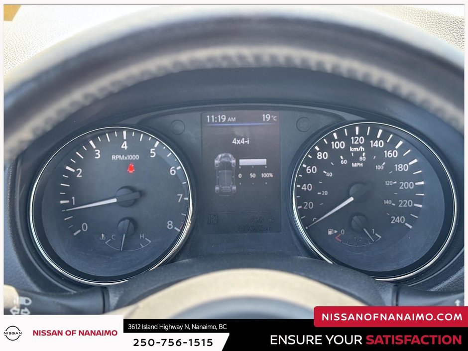 2019 Nissan Rogue S-12