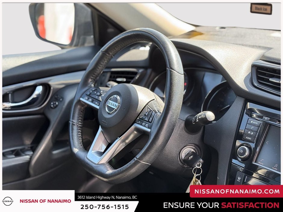 2019 Nissan Rogue S-16