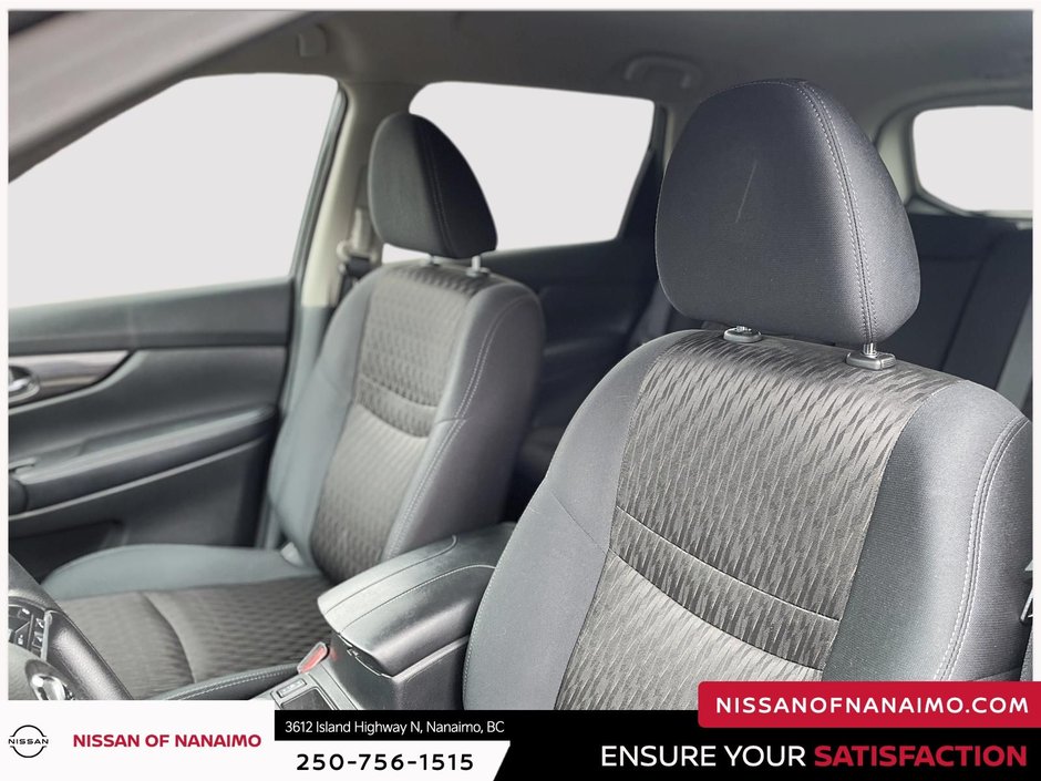 2019 Nissan Rogue SV-26