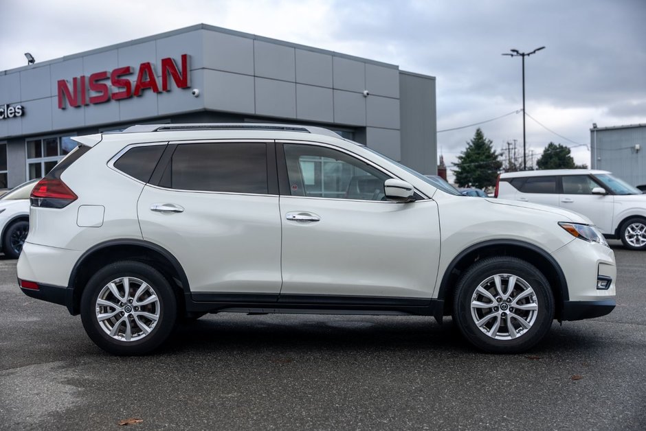 2020 Nissan Rogue SV AWD-7