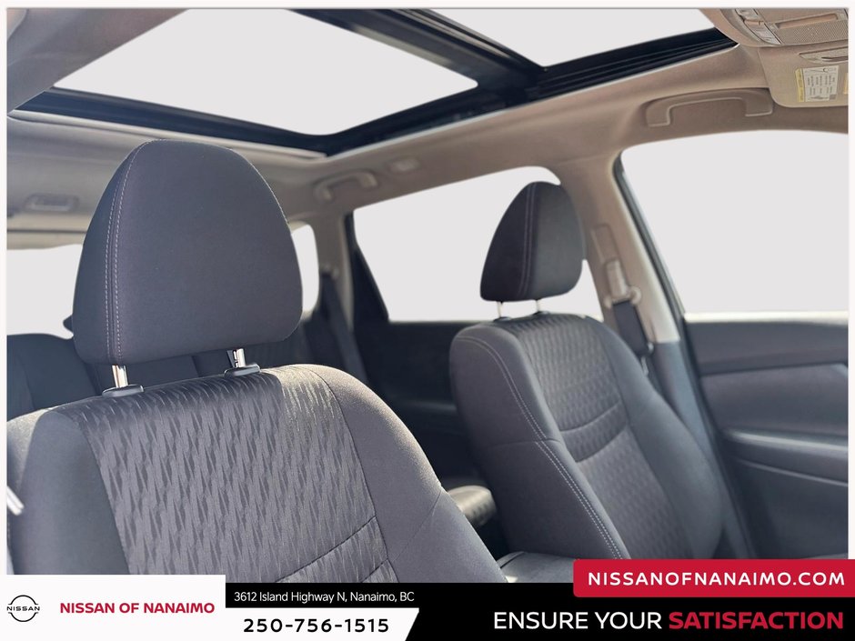 2020 Nissan Rogue-20