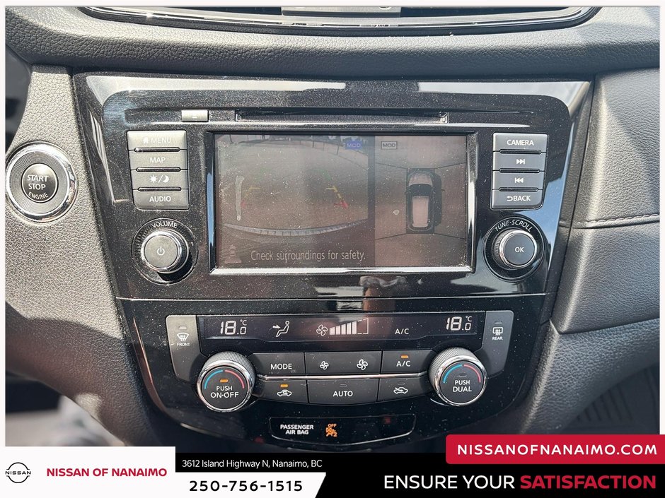 2020 Nissan Rogue-34