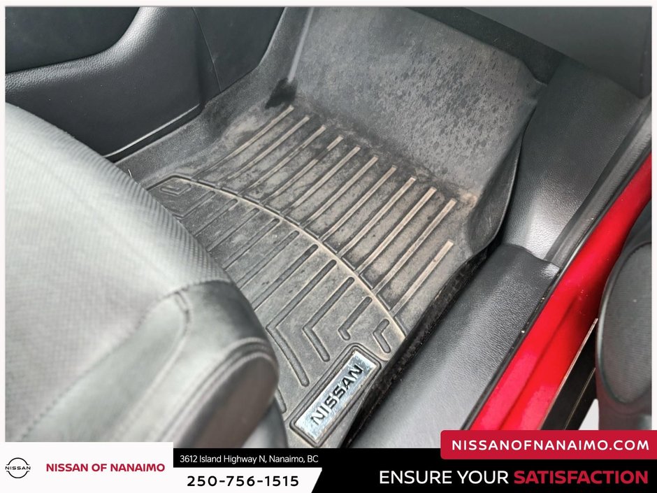 2020 Nissan Rogue SL-29