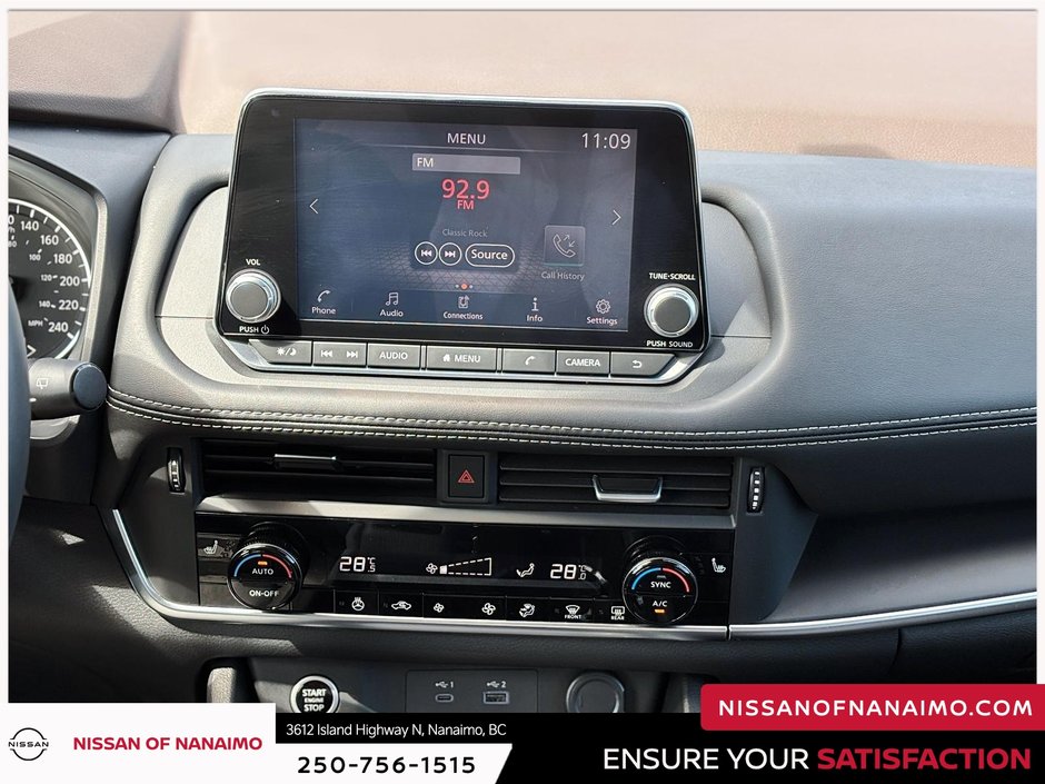 2021 Nissan Rogue S-14
