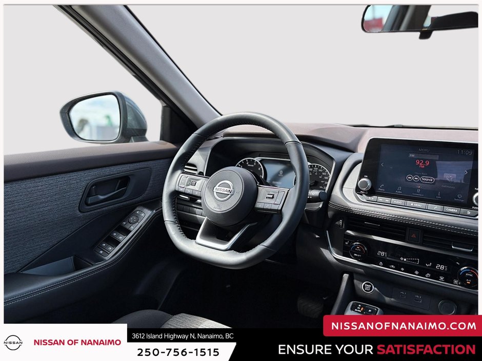 2021 Nissan Rogue S-16