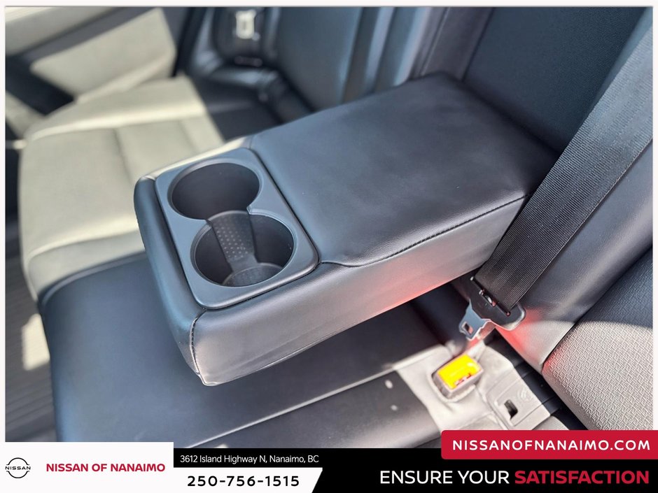 2021 Nissan Rogue SV-12