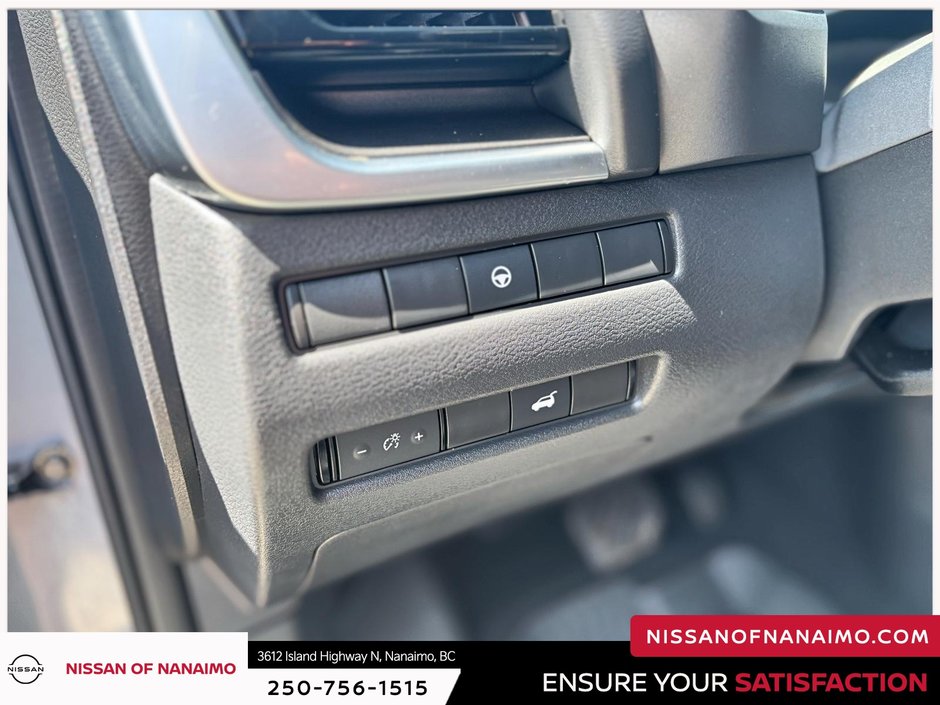 2021 Nissan Rogue SV-32