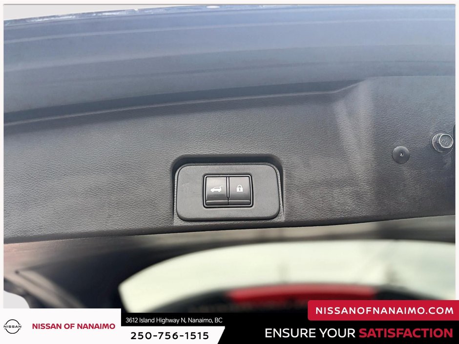 2021 Nissan Rogue SV-11