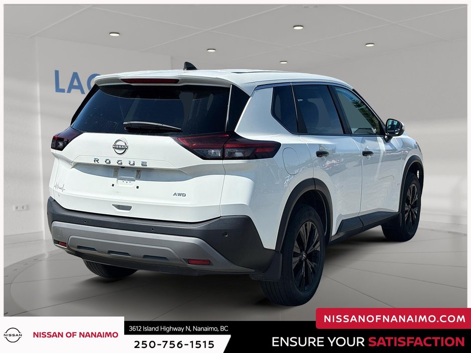 2022 Nissan Rogue S-4