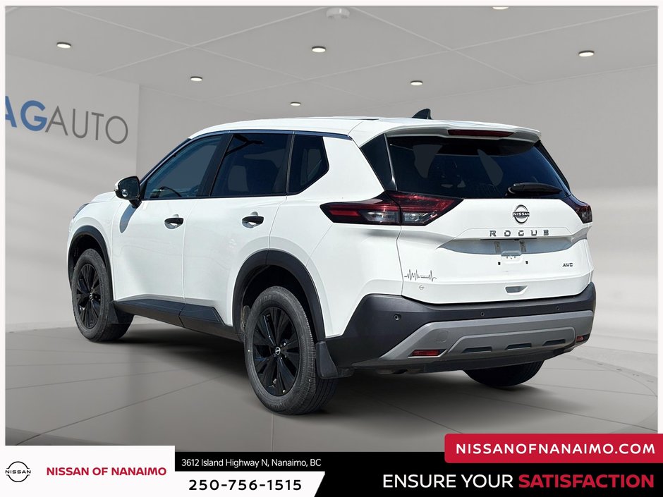 2022 Nissan Rogue S-8