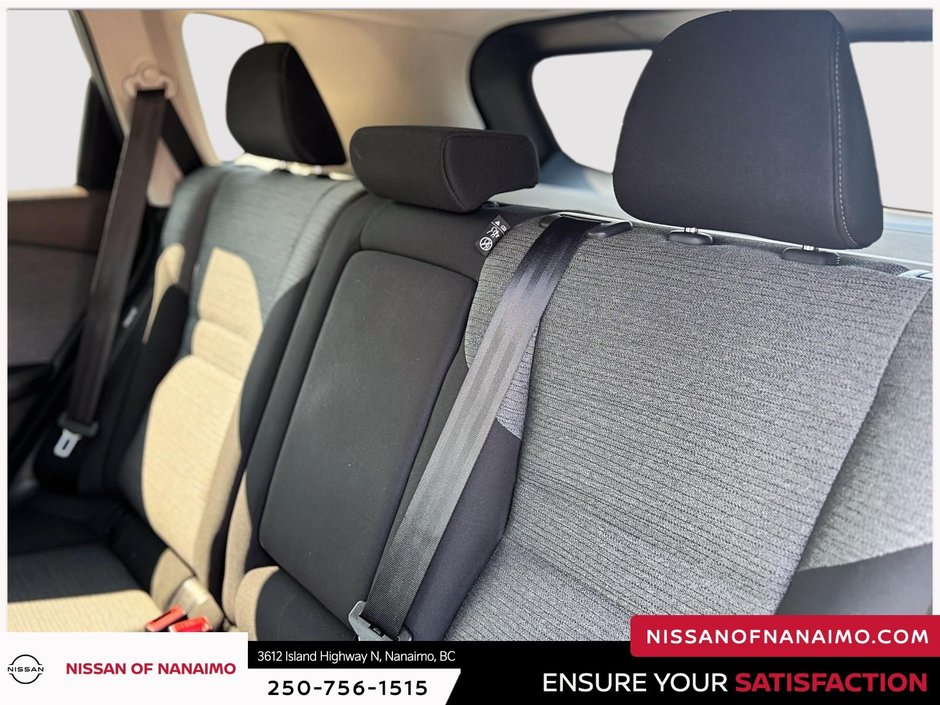 2022 Nissan Rogue S-12