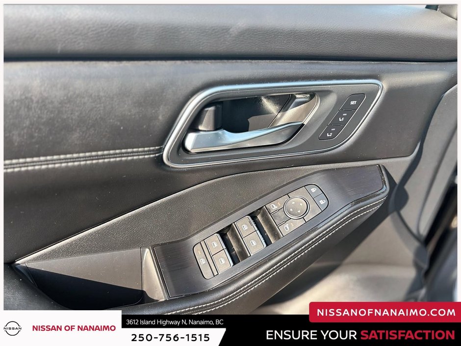 2022 Nissan Rogue Platinum-30