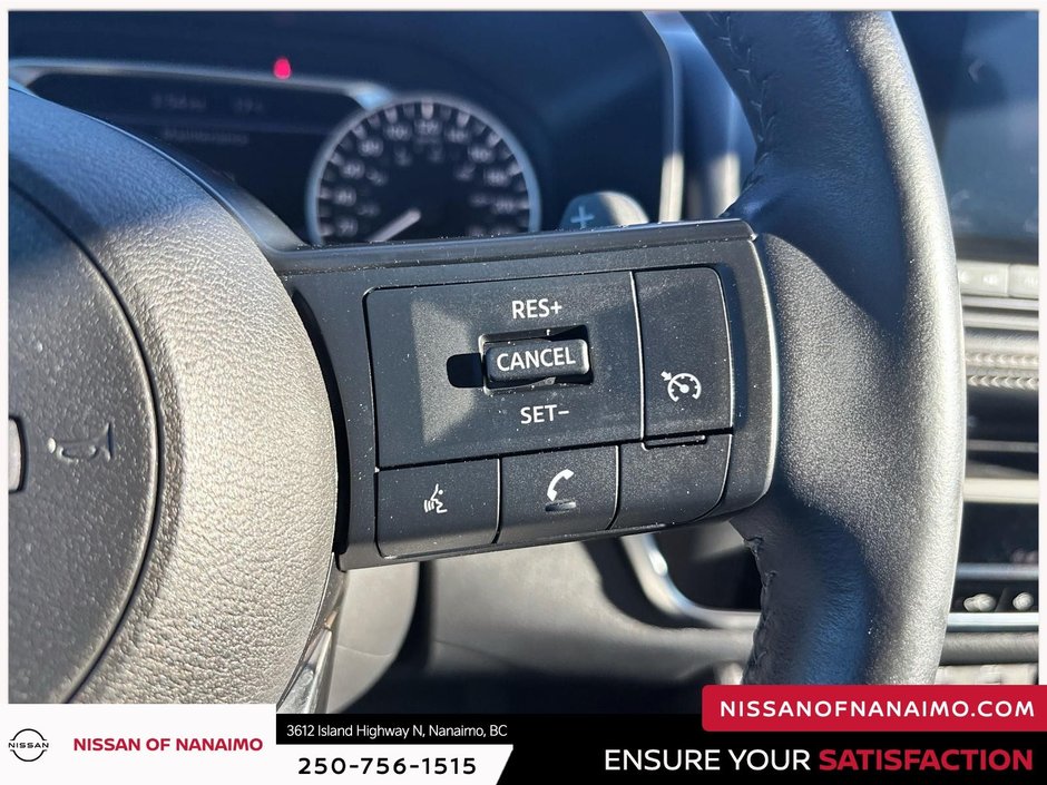 2022 Nissan Rogue S-31